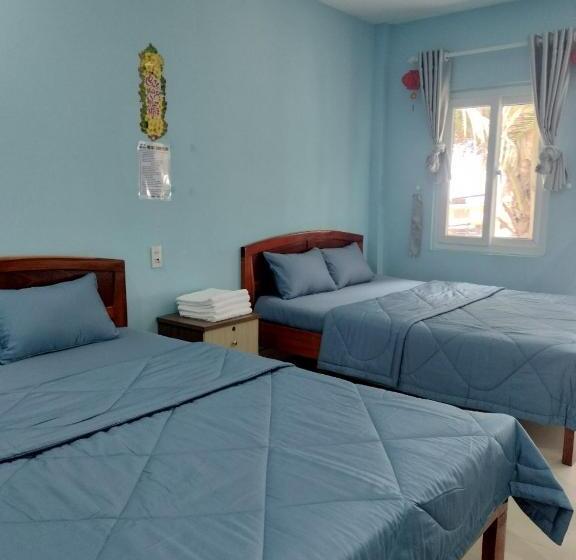 اتاق استاندارد چهار تخته با چشم‌انداز دریا, Biển Ngọc Homstay