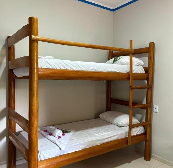 اتاق استاندارد چهار تخته, Imperio Dos Bambus Suites
