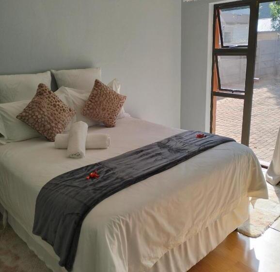 Quarto Estandar, O&s Bnb