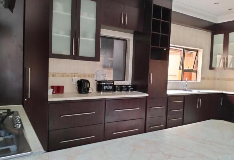Quarto Deluxe, O&s Bnb