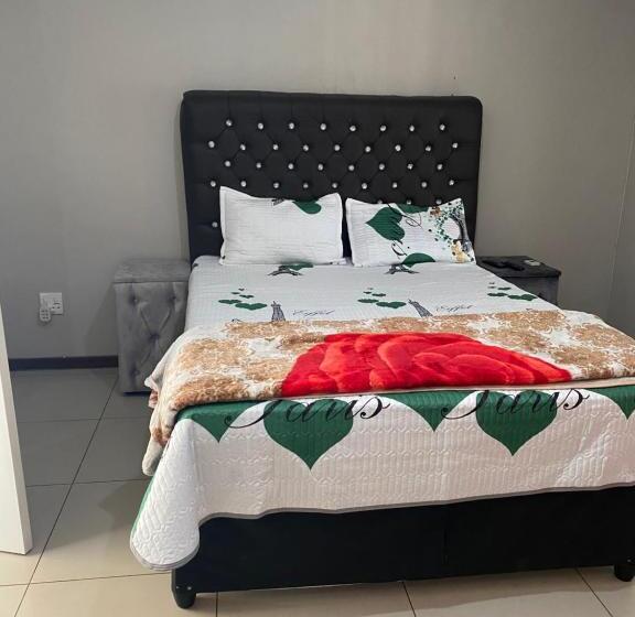 اتاق استاندارد, M D J Hayfields Guest House