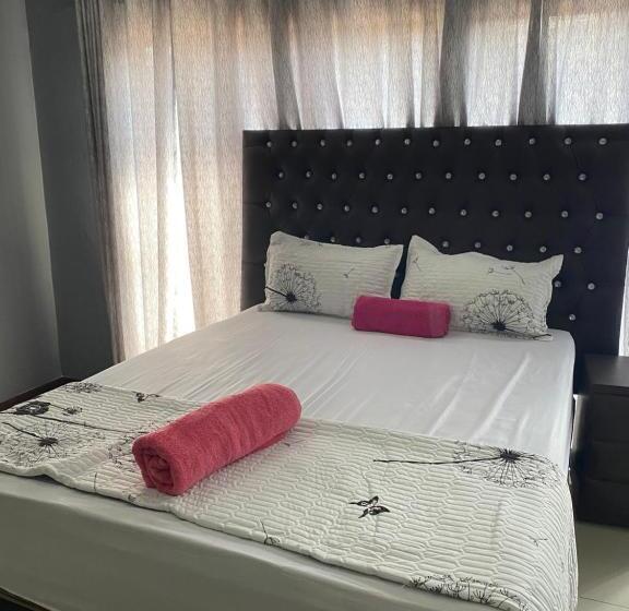 اتاق استاندارد, M D J Hayfields Guest House