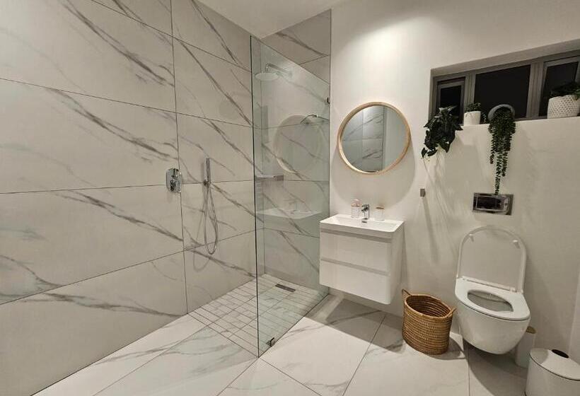 Семейный Номер Deluxe, Point Villa