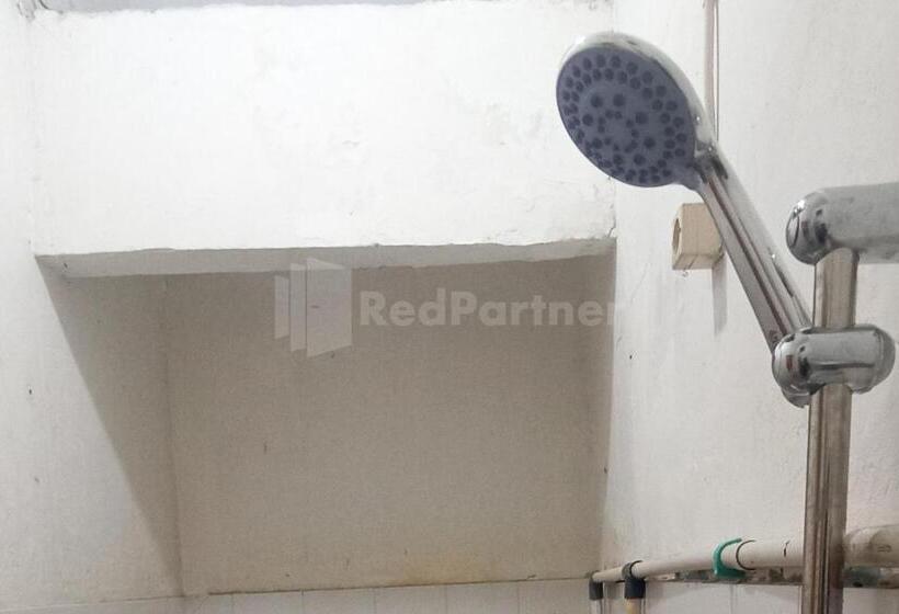 Номер Стандарт, Guest House 88 Lahat Redpartner