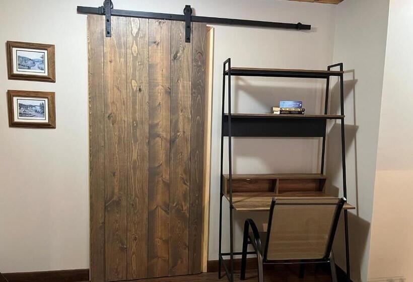 Дом 2 Спальни, The Farm Shed Guelph Elora