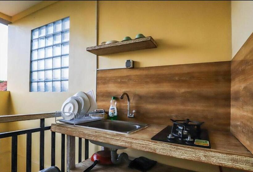 Номер Стандарт с Террасой, Utu Ubud Apartments/ 3rd Floor: Modern Studio In Most Center