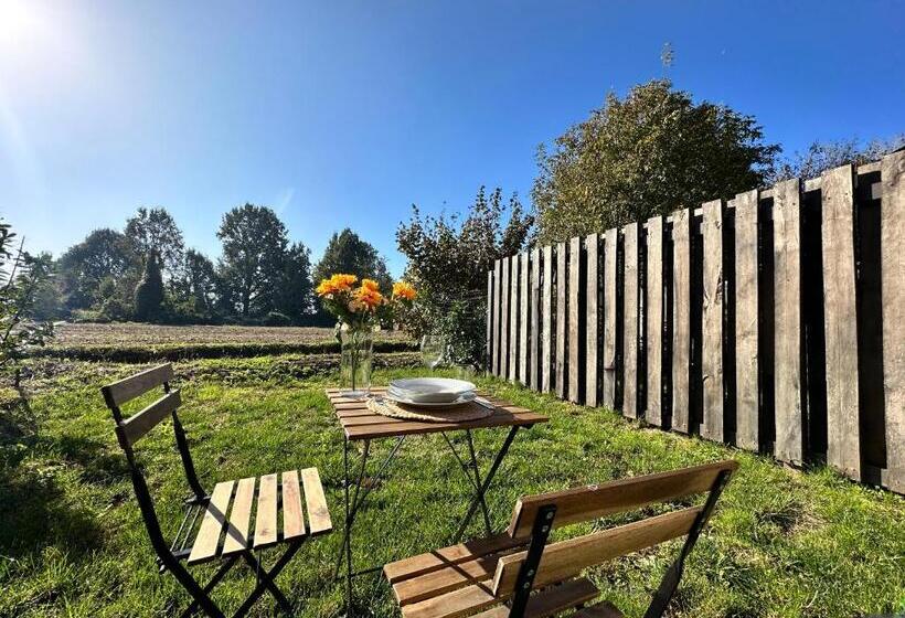 Family Suite, Canovetta Country House Camelia   Nearby Cremona