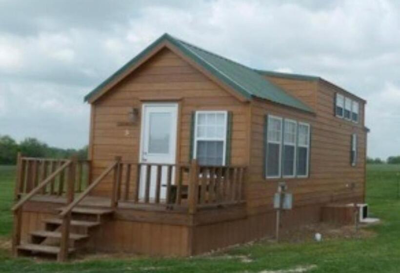 Семейное Бунгало, Lakeside Motel, Cabins And Rv