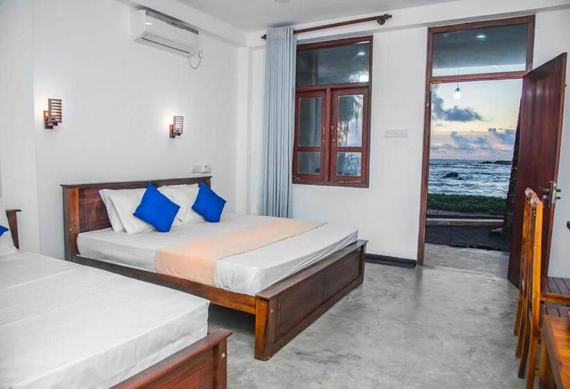 Triple Room Sea View, Hanka Villa  Ambalangoda