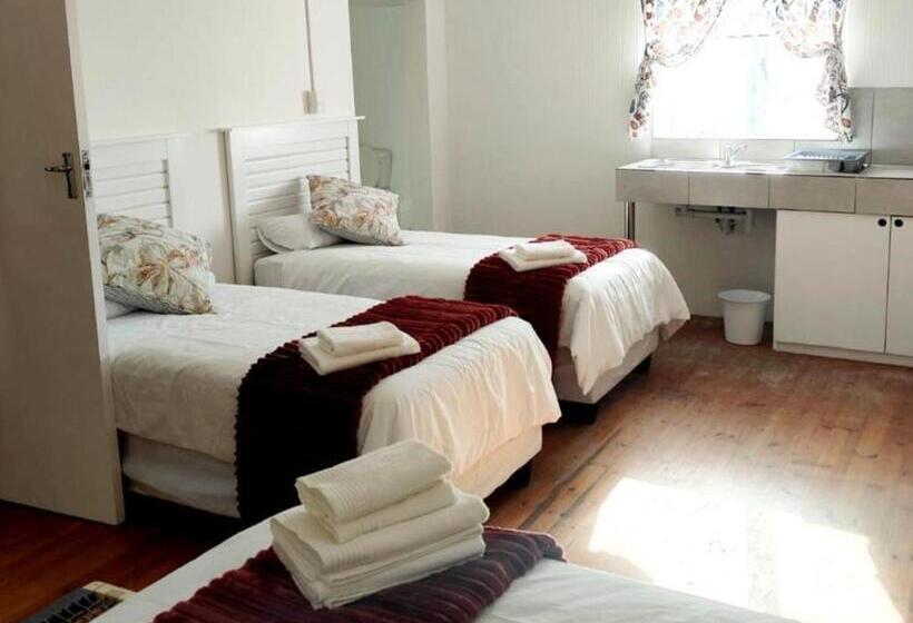 Четырехместный Номер Стандарт, Schooner House