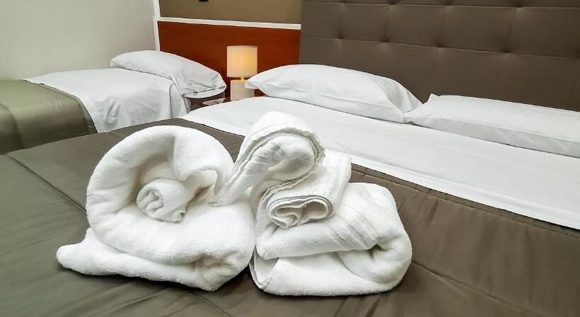 Quarto Triplo Estandar, La Dolce Siesta Scafati Pompei