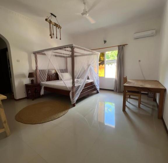 스탠다드 룸 킹사이즈 침대, Ukaya Villa