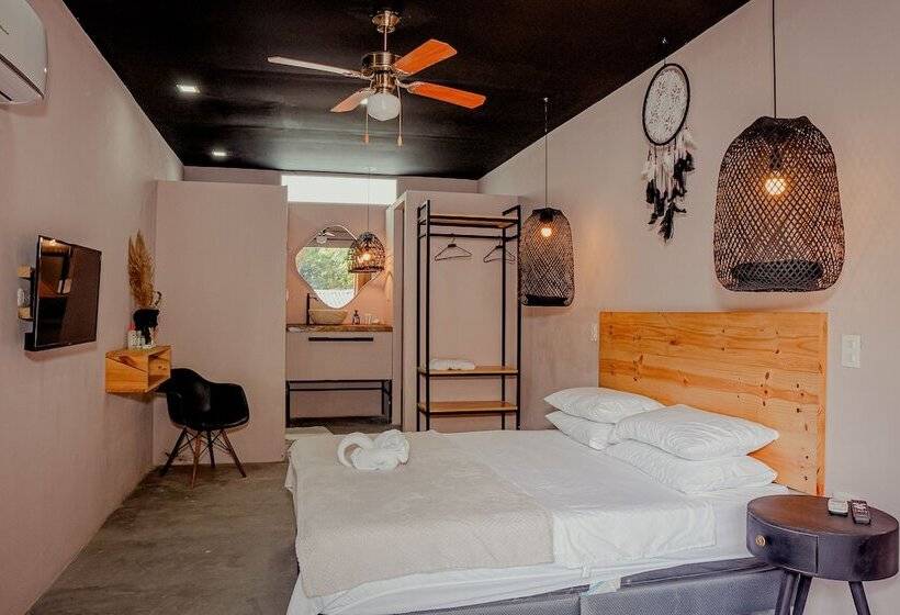 اتاق لوکس, Casa De Hadas