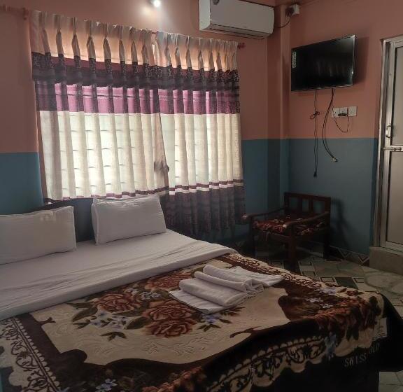 اتاق لوکس, Krishna Inn