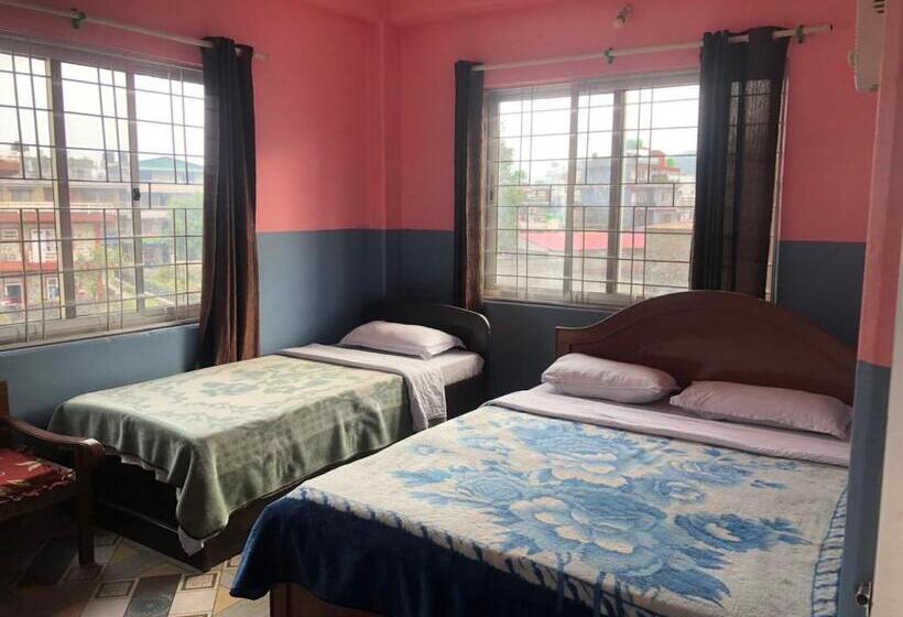Economy Triple Room, Krishna Inn