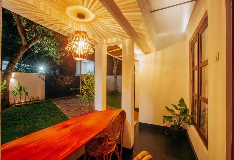 اتاق استاندارد, Prasith’s Place