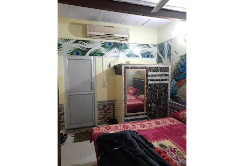 Номер Deluxe, Rajdarbar Uttar Pradesh