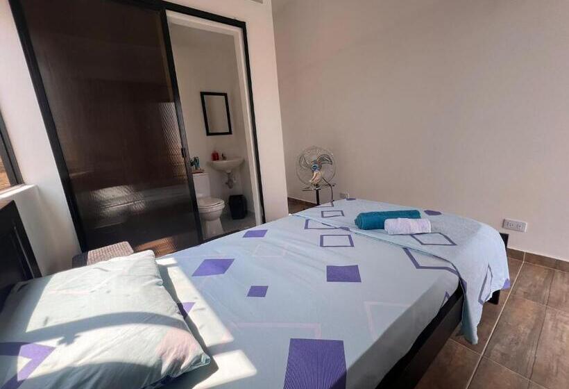 スーペリアールーム, Epifania Hostel