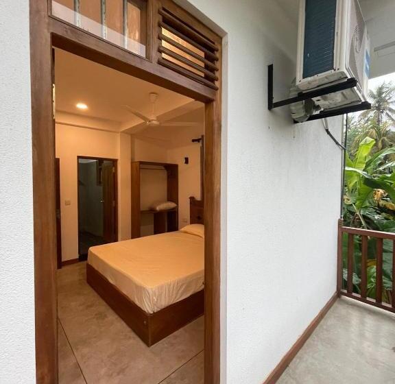 Номер Стандарт с Балконом, Gisada Villa