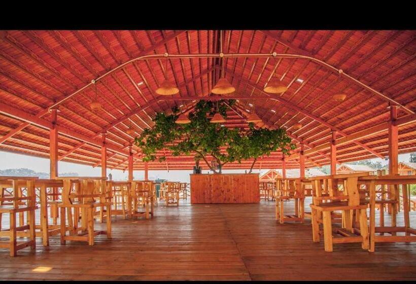 标准间, Leo Woods Hampi River View