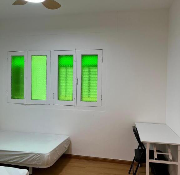 اتاق استاندارد, Duke Living