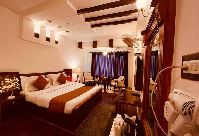 디럭스 룸, The North Wind In City Center, Manali