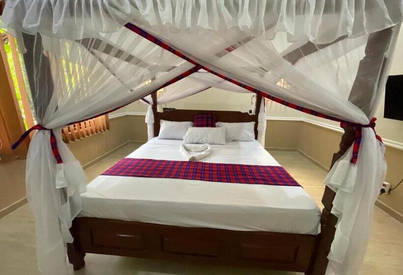 اتاق سوپریور, Maasai Koroga