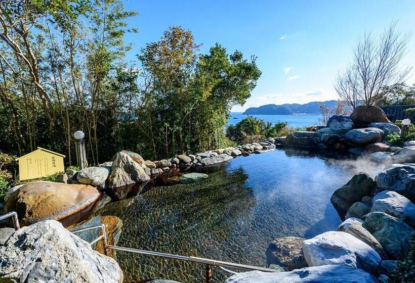 Полулюкс Вид на Море, Mercure Wakayama Kushimoto Resort & Spa