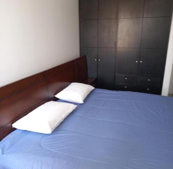 اتاق لوکس سه تخته, Hospedaje Lujoso En La Alturas