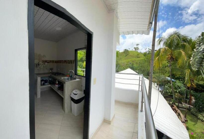 Quarto Familiar, Piscina Natural Las Mercedes