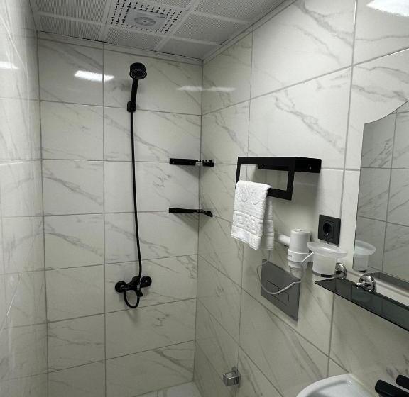 اتاق لوکس با بالکن, Aya Langa Guesthouse