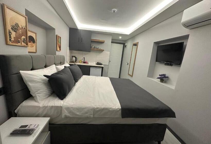 اتاق لوکس با بالکن, Aya Langa Guesthouse