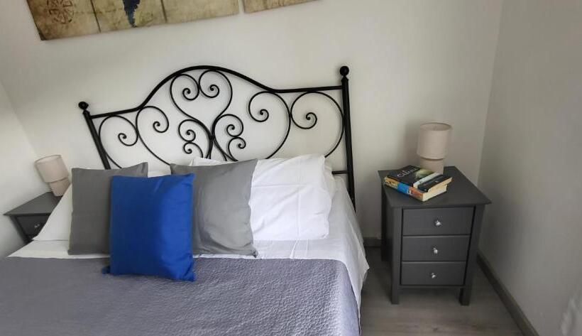 غرفة قياسية, A Casa Di Erica