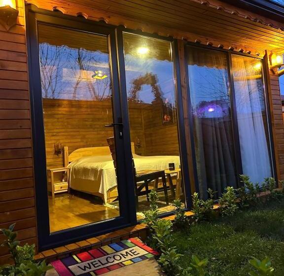 家庭间, Gardan Bungalov