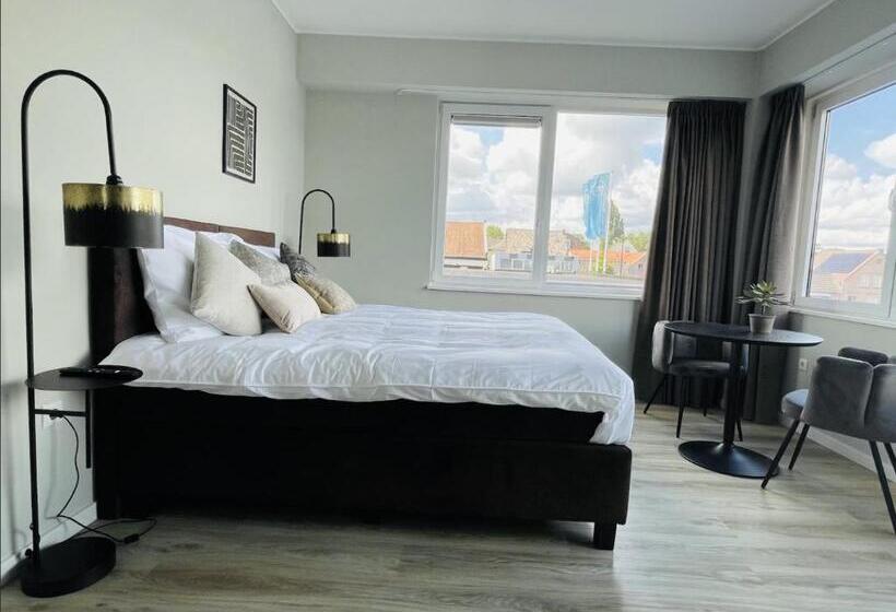 Номер Стандарт, 24 Single Bed Accommodation