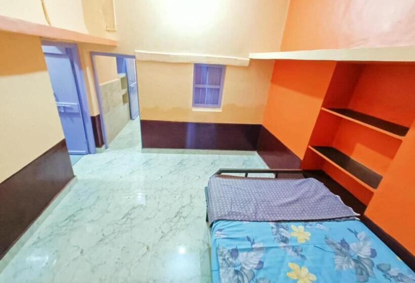 Апартаменты 3 Спальни, Temple View Guest House
