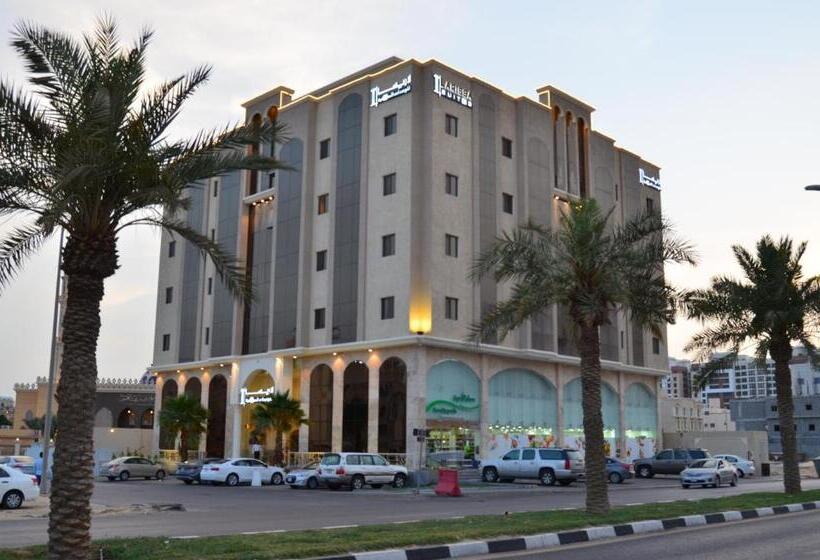 Номер Стандарт Индивидуальный, Larissa Suites