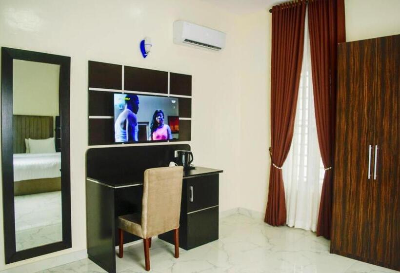اتاق استاندارد با تخت بزرگ, Ocean Park Hotel,lekki Phase 1
