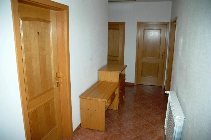 اتاق چهار تخته با دستشویی مشترک, Gradska Kavana Guest House
