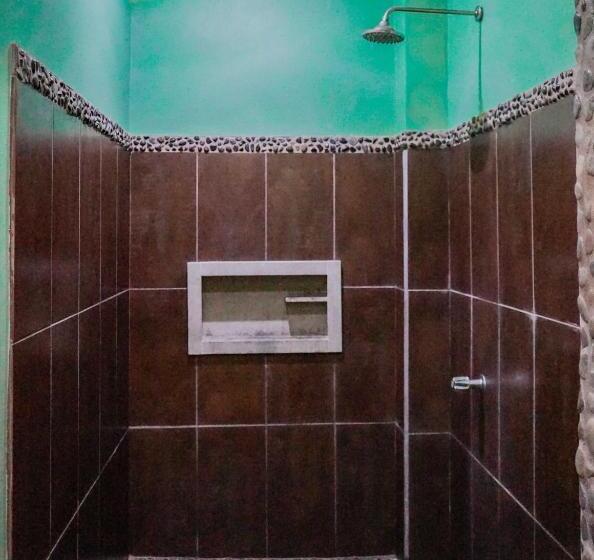 اتاق لوکس خانوادگی, Hospedaje El Bosquecito