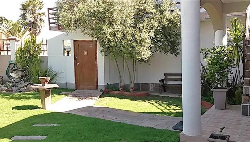 اتاق خانوادگی, Room In Bb   Room For 6   Amarachi Guesthouse Spitzkoppe