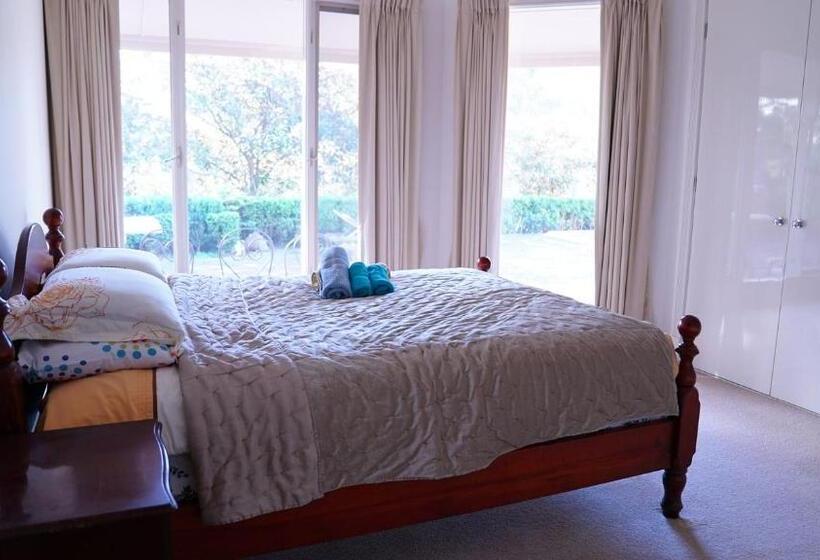 스탠다드 룸 공동 욕실, 6 Bdrs Villa With Pool & Tennis Court