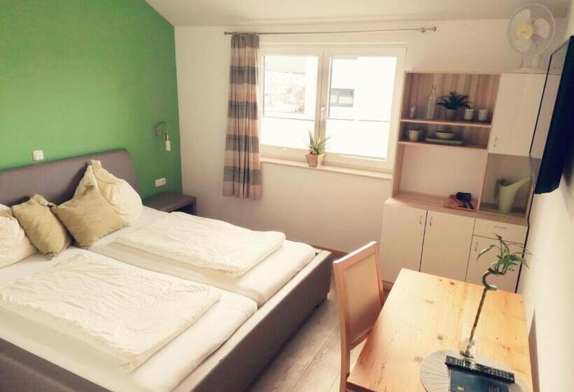 컴포트 룸, Taferne In Köstendorf   Ferienwohnung Monteurzimmer