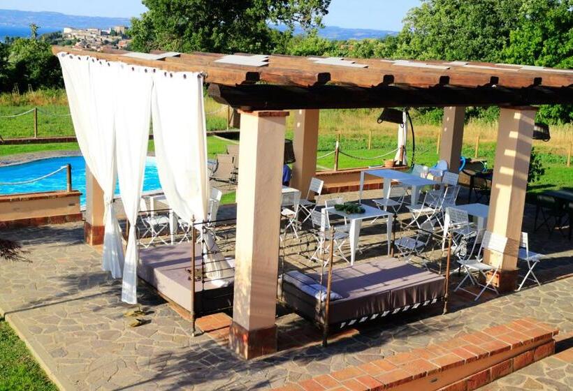 Четырехместный Номер Стандарт Вид на Сад, La Collina Di Montecchio