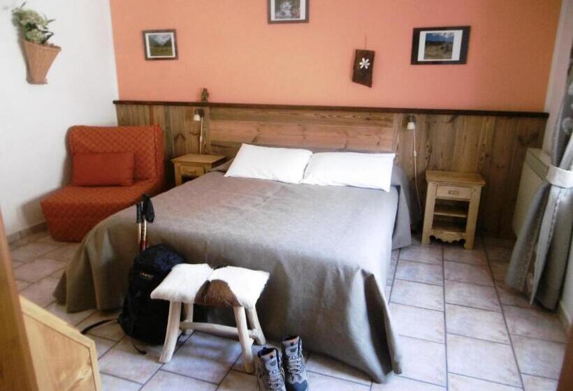 اتاق خانوادگی, Albergo Croce Bianca