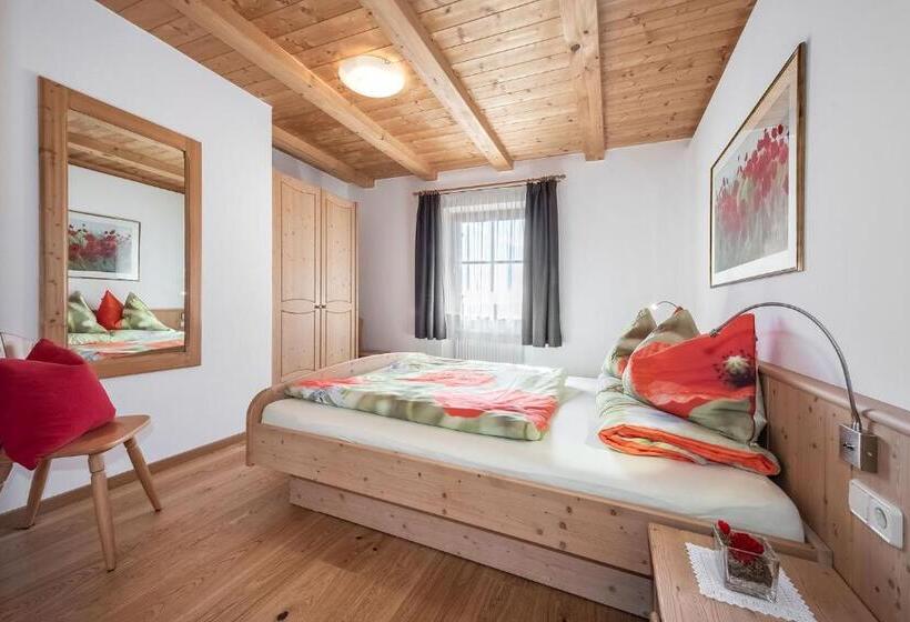 Апартаменты 2 Спальни, Pineiderhof