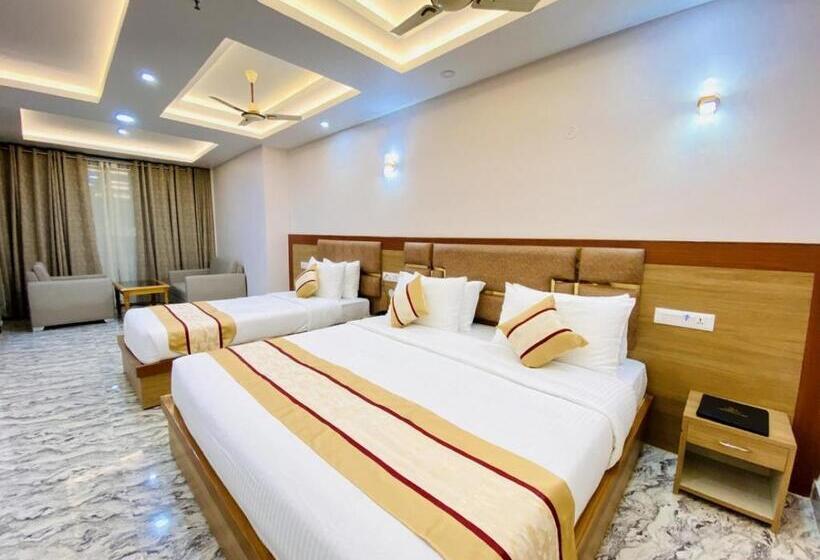 豪华套房, Imolesh Imphal