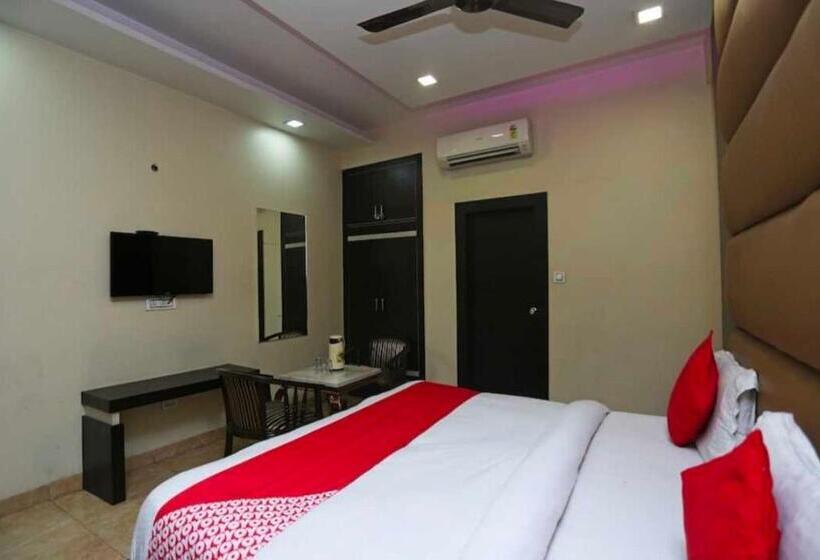 اتاق کلاسیک سه تخته, Oyo 81037 Hotel Shree Madhav Regency