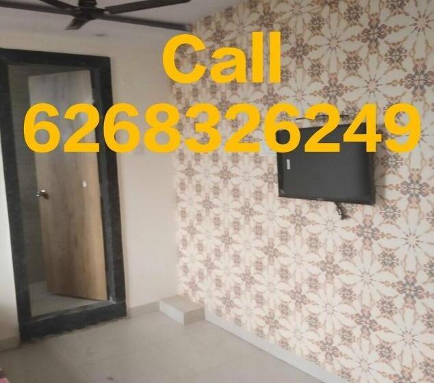 اتاق لوکس سه تخته, Oyo 81037 Hotel Shree Madhav Regency