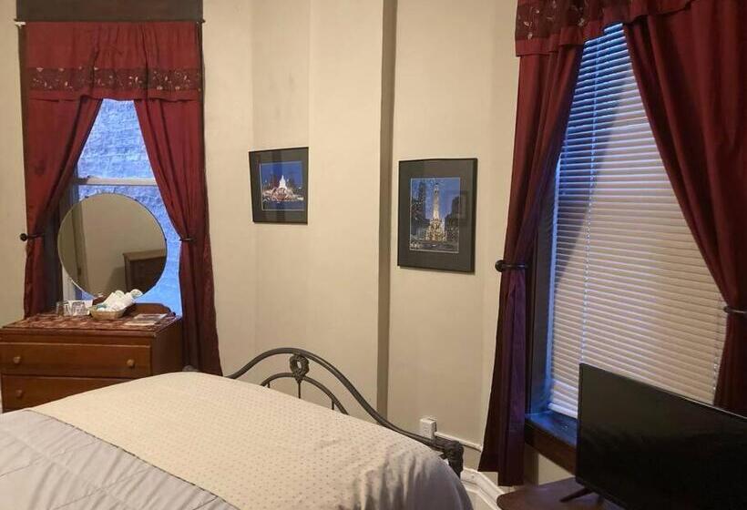 Quarto standard, Queen Bed With Shared Bathroom In Lakeview   2b